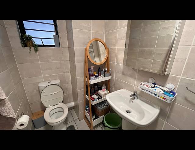 1 bed property to rent in LINBRO PARK AH